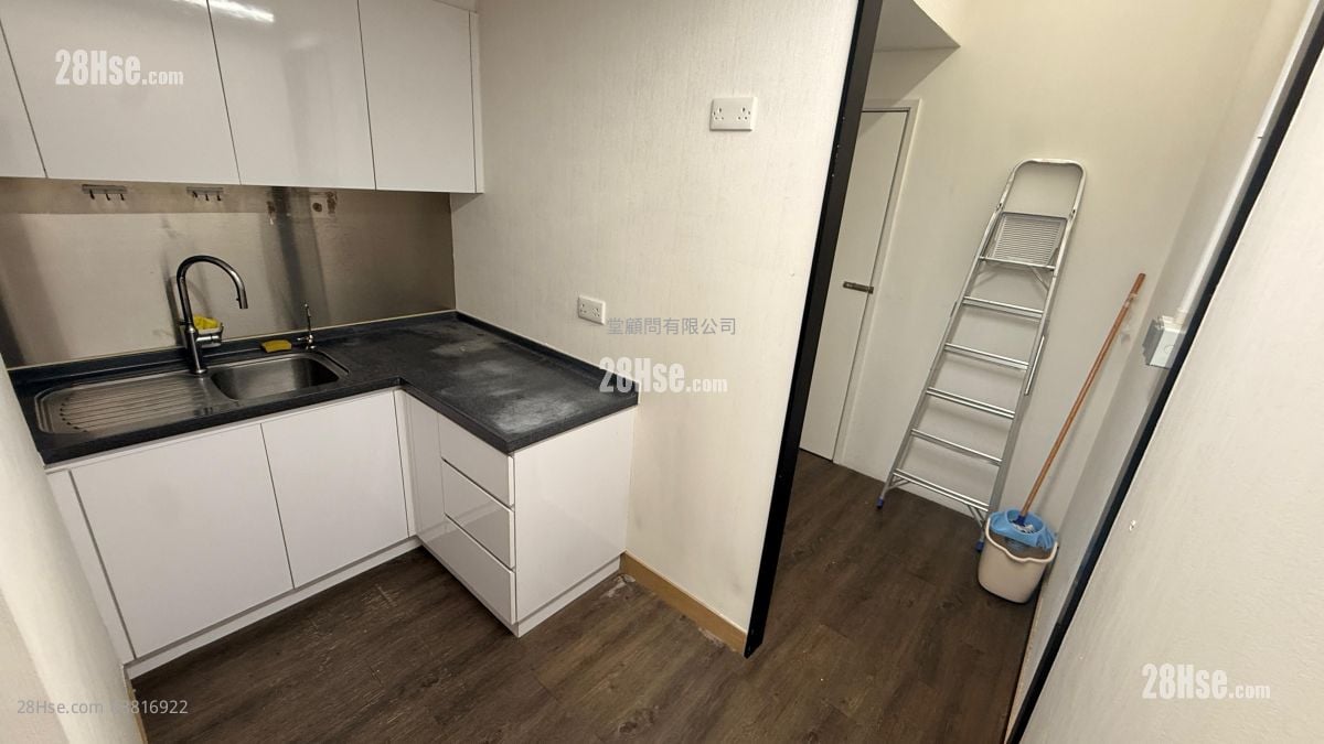 香港工业中心 租盘 3 房