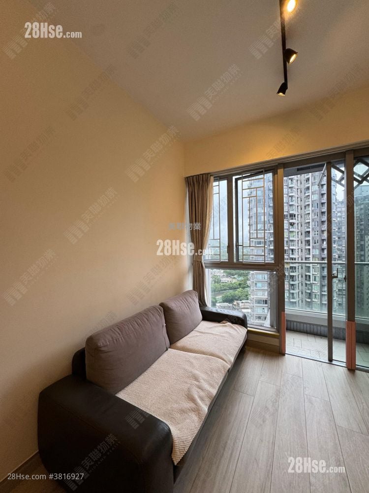 The Reach Sell 3 Bedrooms , 2 Bathrooms 660 ft²