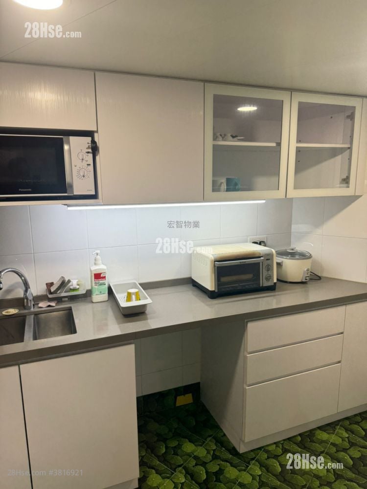 麗東海景豪苑 售盤 3 房 , 2 浴室 723 平方呎