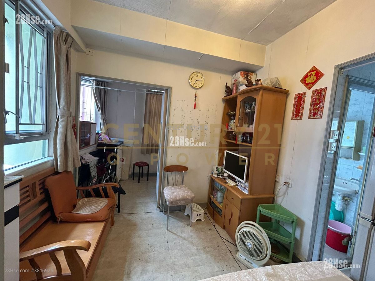 东豪大厦 售盘 1 房 , 1 浴室 220 平方尺