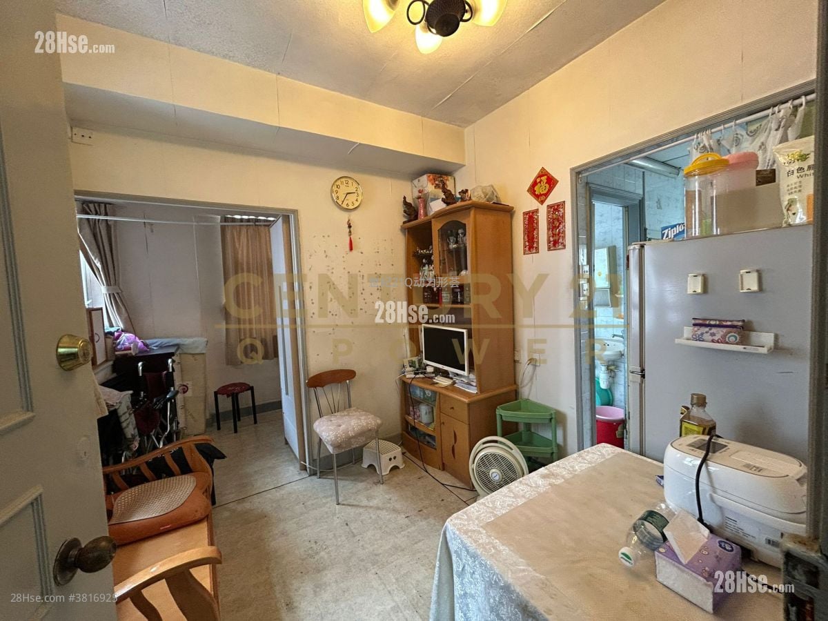 东豪大厦 售盘 1 房 , 1 浴室 220 平方尺