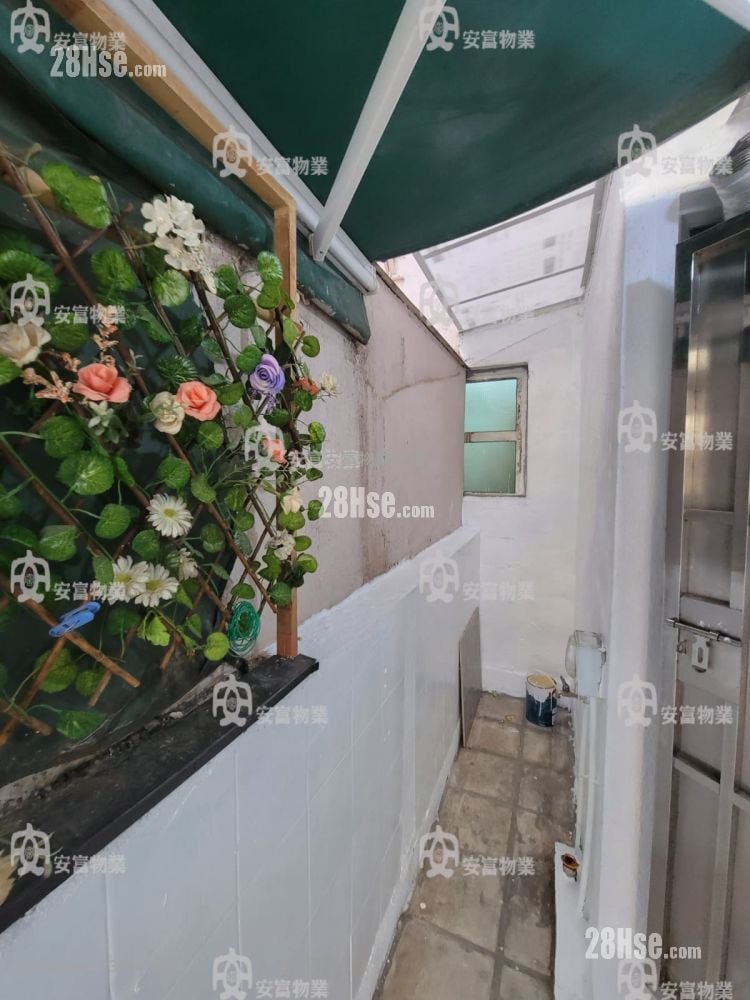 邦興大樓 租盤 2 房 296 平方呎