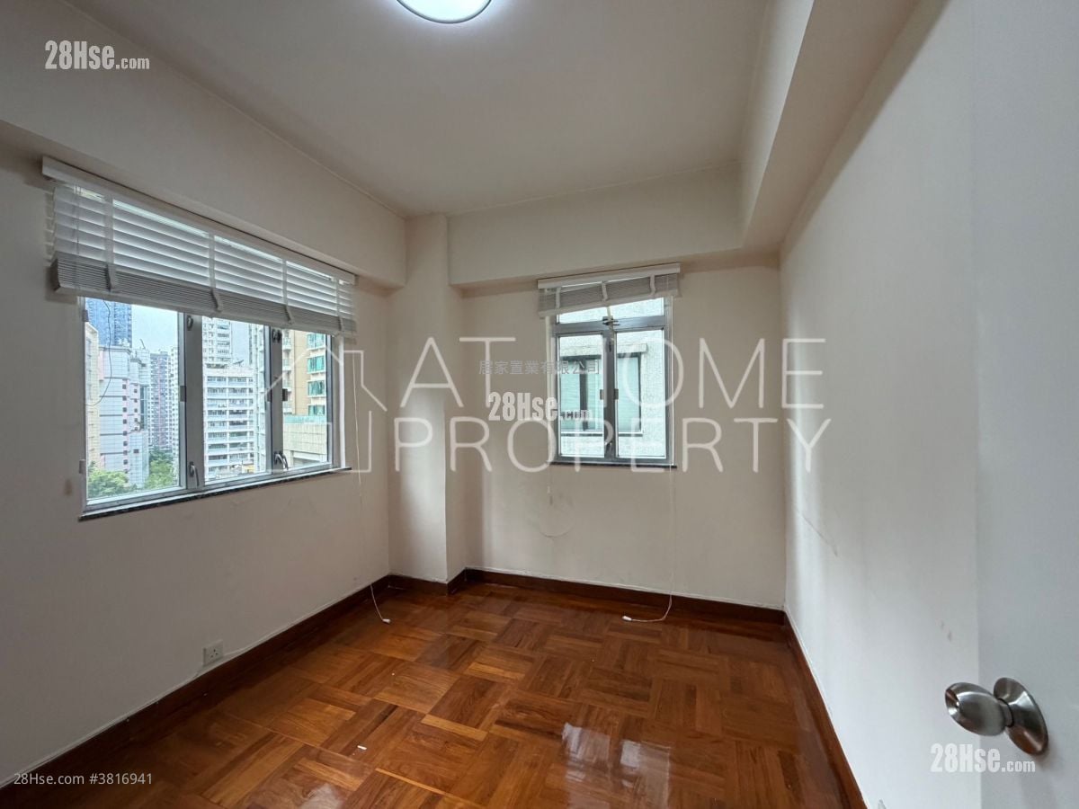 Wing Tai Mansion Rental 2 Bedrooms , 1 Bathroom 529 ft²