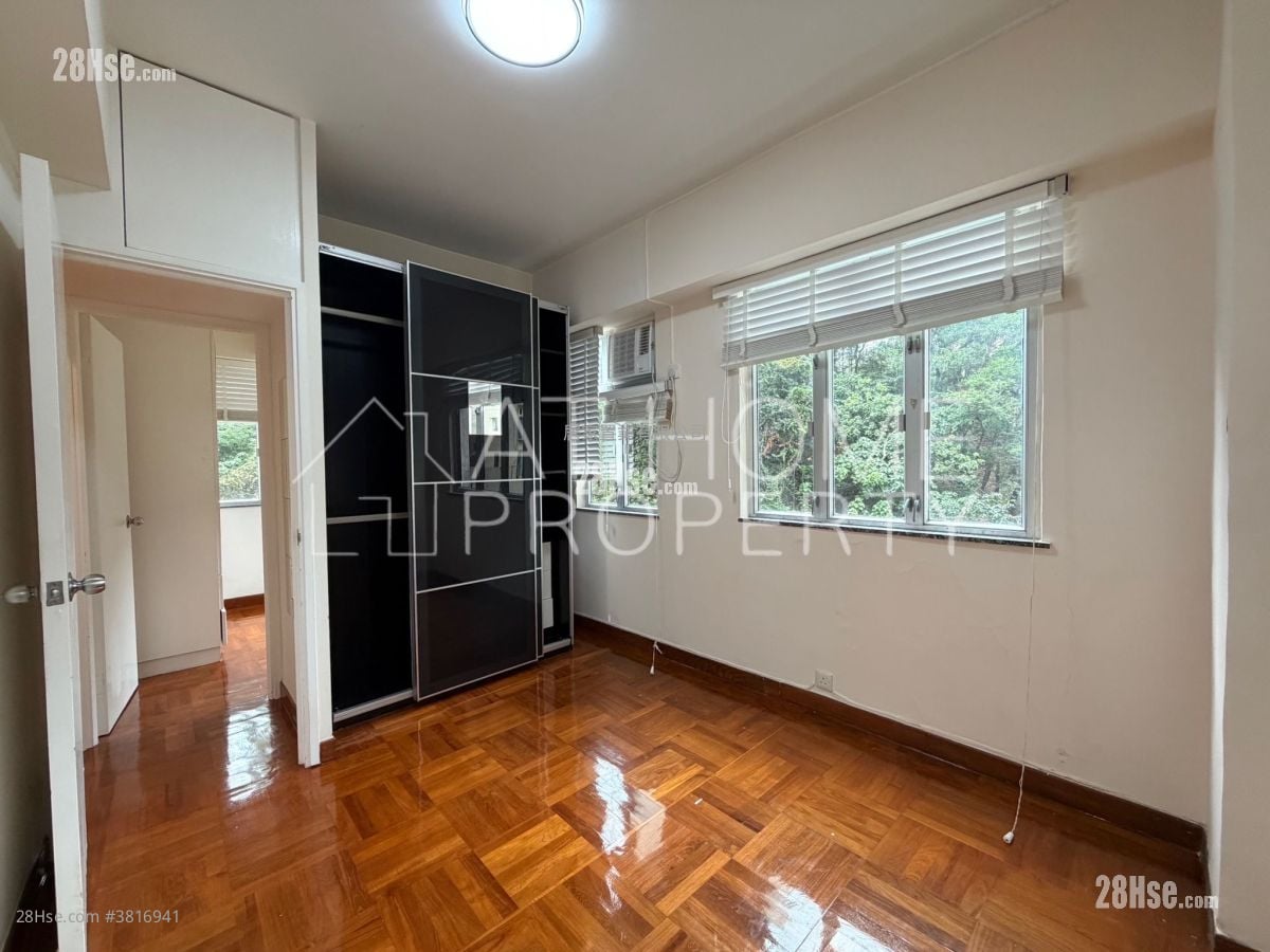 Wing Tai Mansion Rental 2 Bedrooms , 1 Bathroom 529 ft²