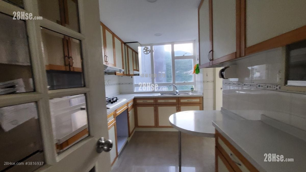 Pacific View Sell 3 Bedrooms , 2 Bathrooms 1,397 ft²