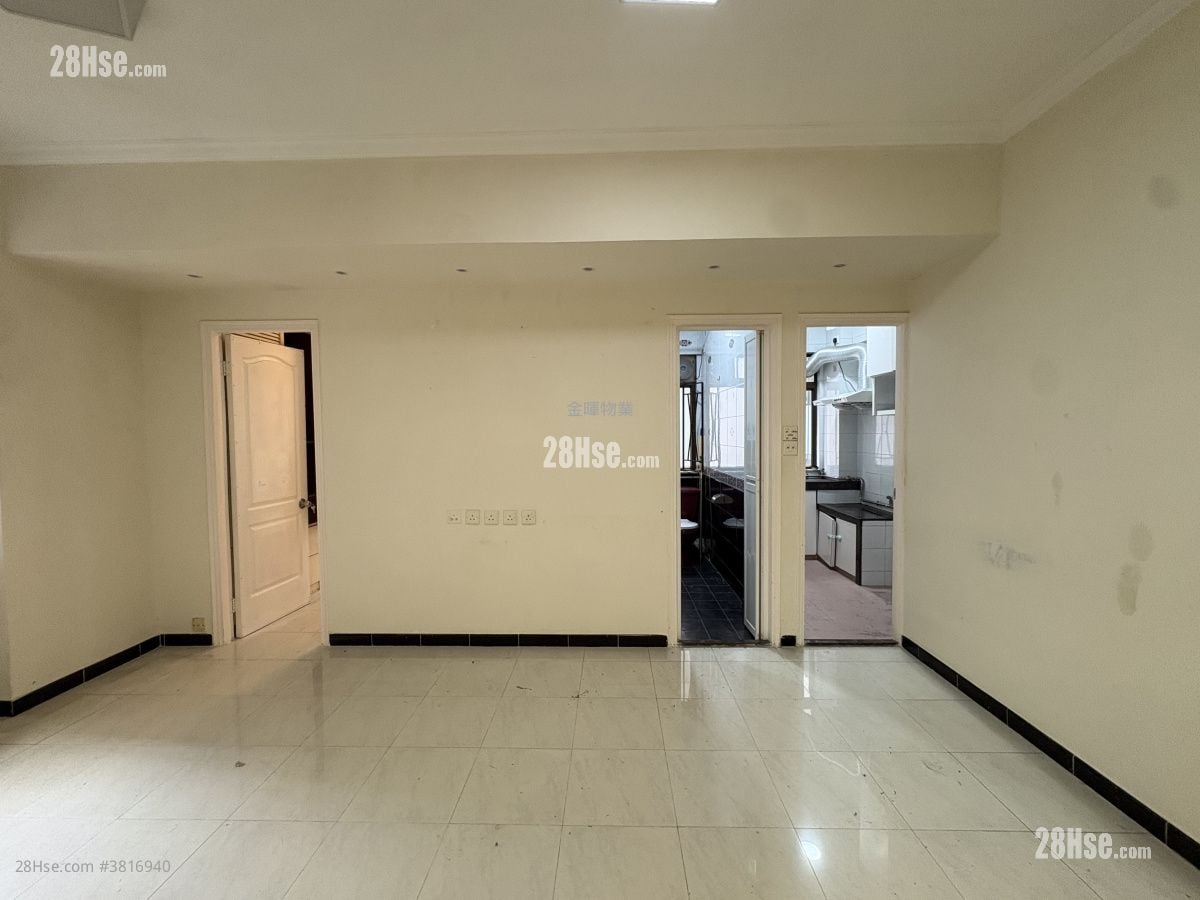 侨发大厦 租盘 3 房 , 1 浴室 520 平方尺