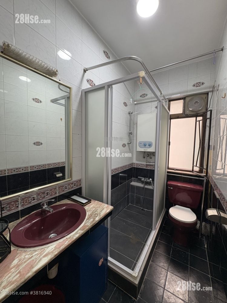 侨发大厦 租盘 3 房 , 1 浴室 520 平方尺