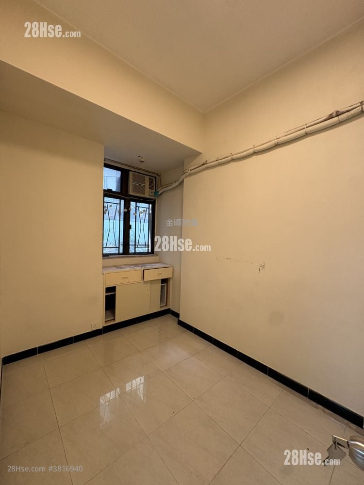 侨发大厦 租盘 3 房 , 1 浴室 520 平方尺