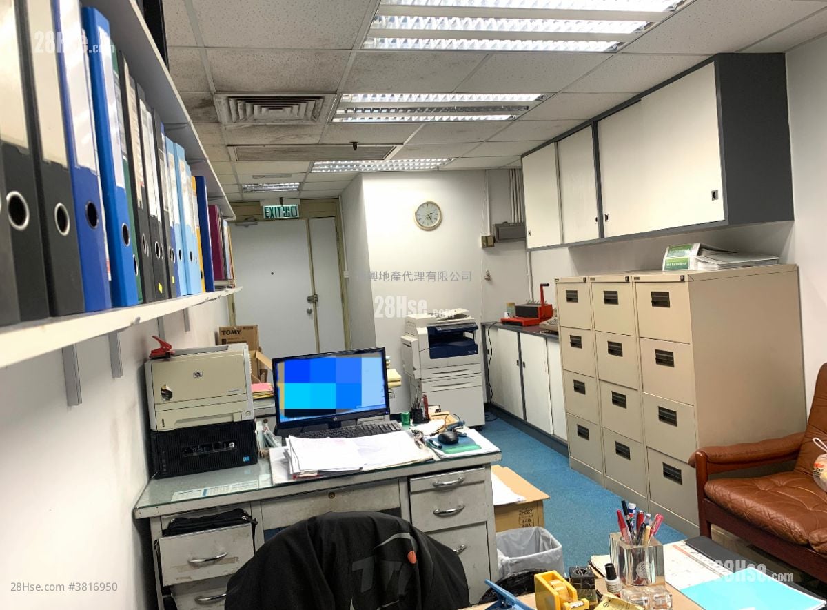 南豐中心 售盤 1 房 350 平方呎