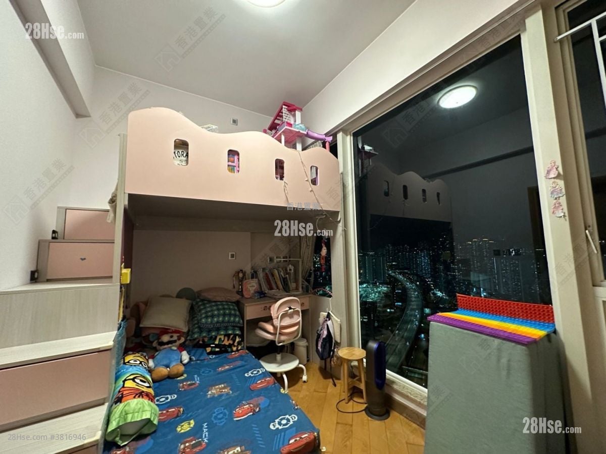 君匯港 售盤 4 房 , 1 浴室 1,362 平方呎