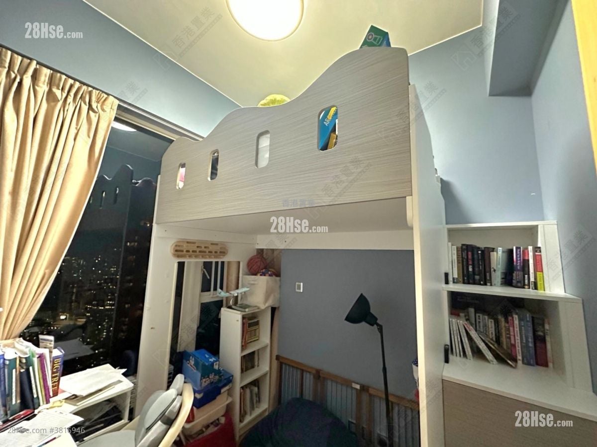 君匯港 售盤 4 房 , 1 浴室 1,362 平方呎