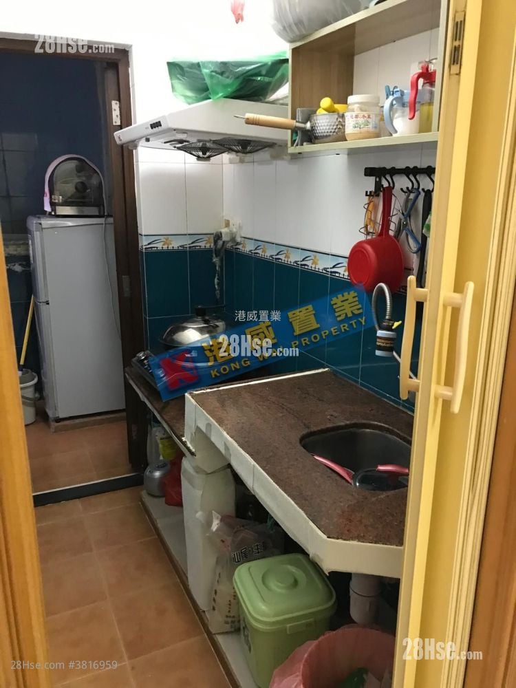 Sun Ming Court Sell 2 Bedrooms , 1 Bathroom