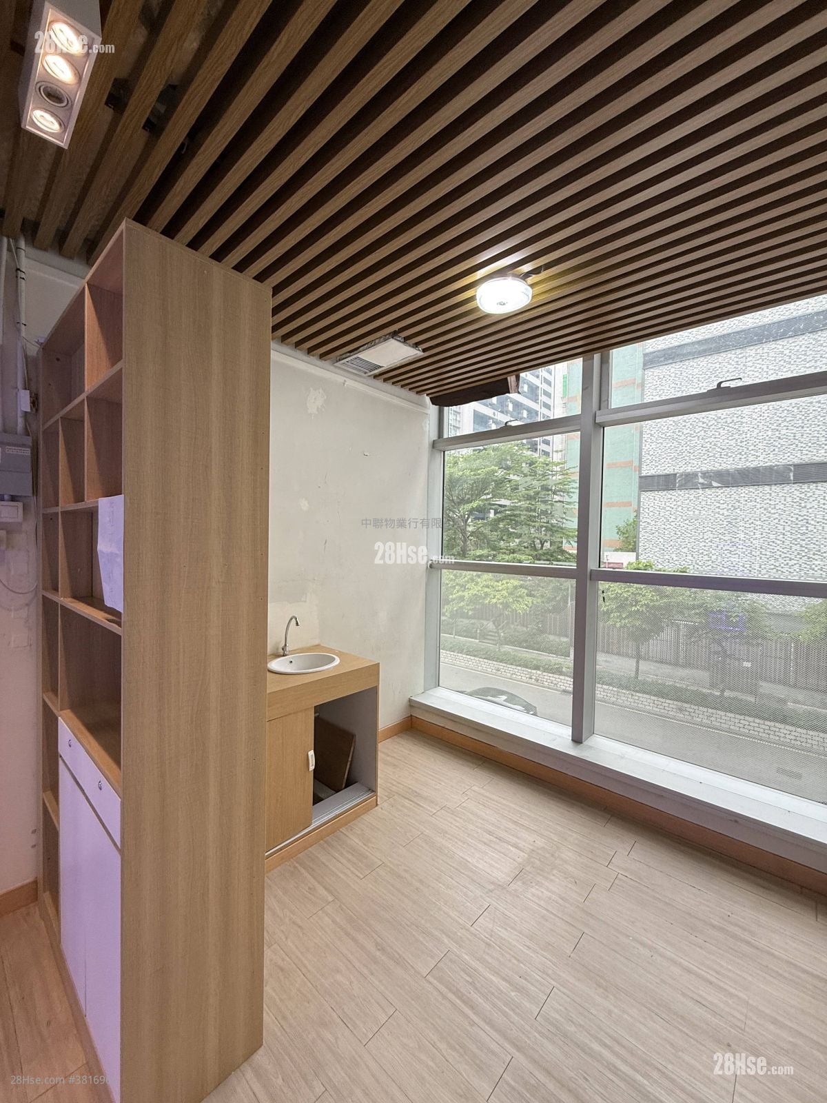 京瑞广场 租盘 1 厕所