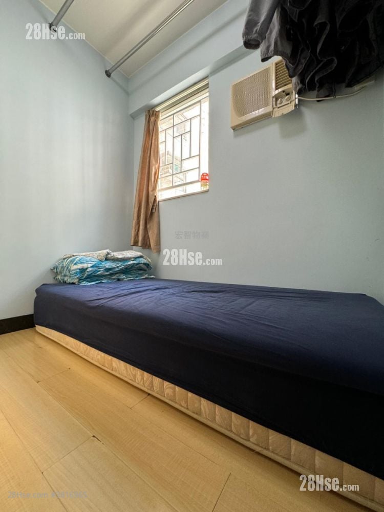 Aldrich Garden Sell 2 Bedrooms , 2 Bathrooms 592 ft²