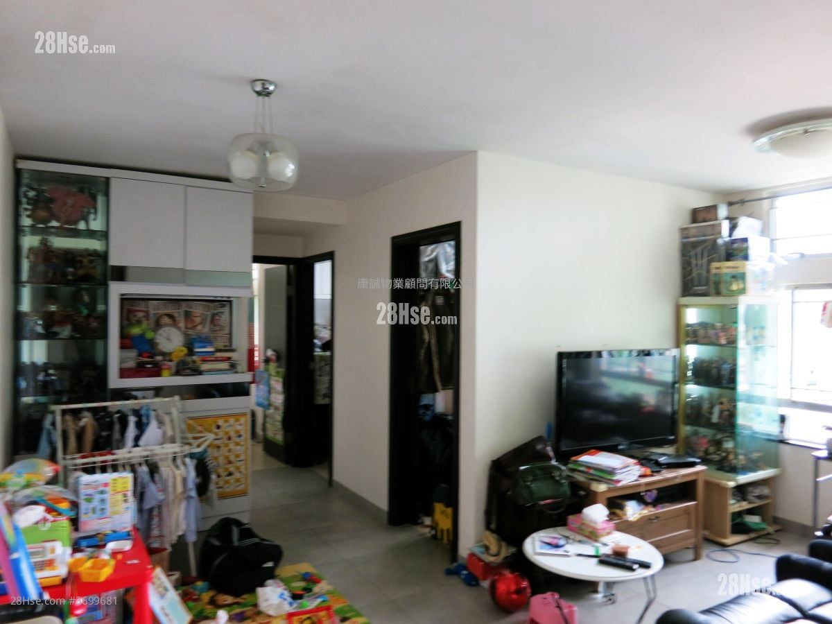 康柏苑 租盘 3 房 , 1 浴室 554 平方尺