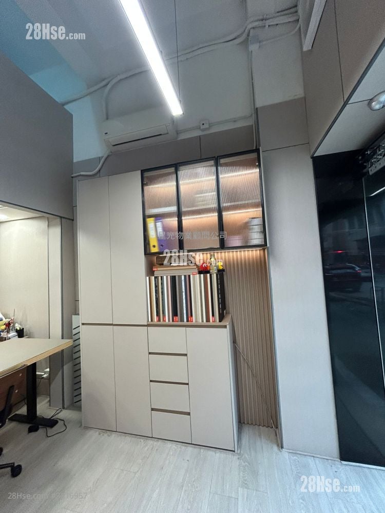 云天大楼 租盘 开放式间隔