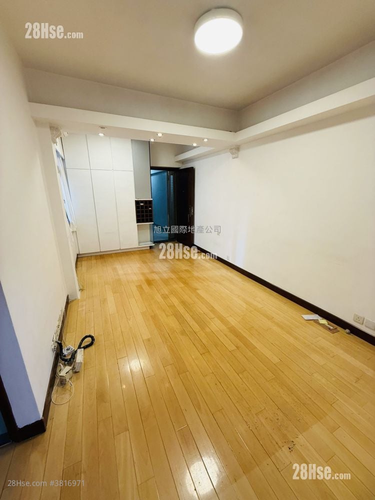 侨发大厦 租盘 2 房 , 1 浴室 463 平方尺