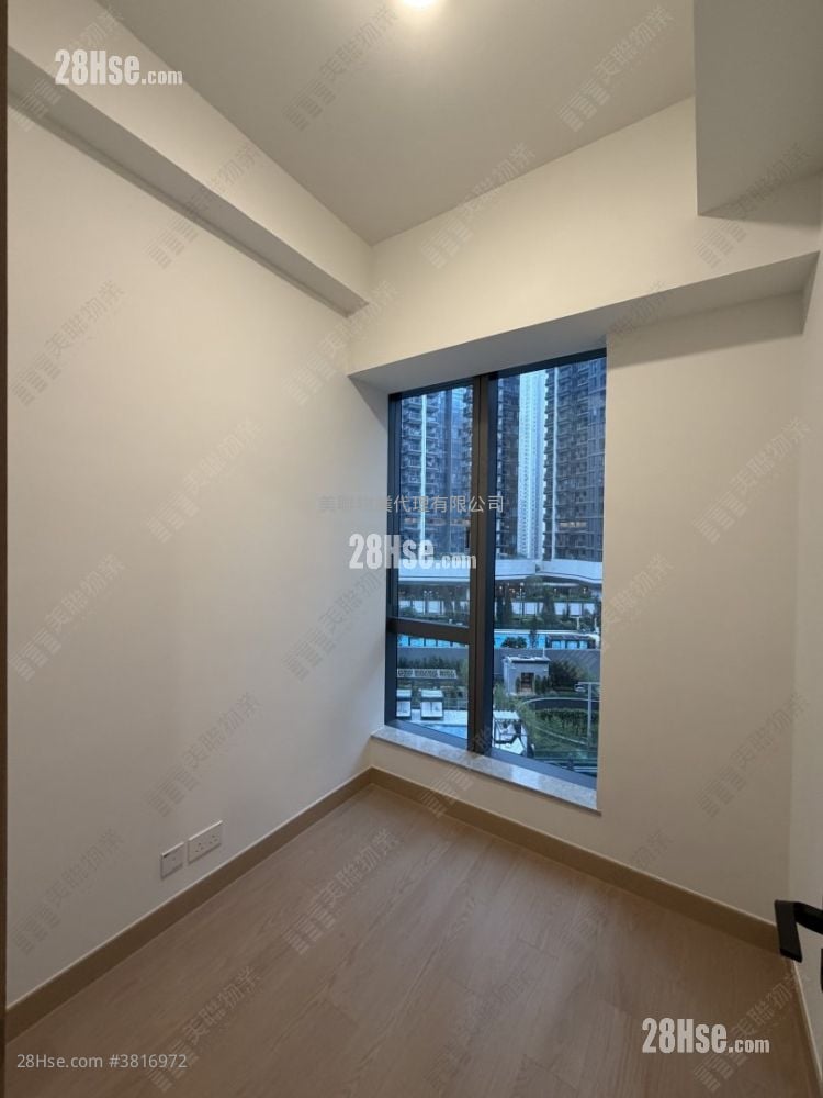 Park Seasons Rental 2 Bedrooms , 1 Bathroom 436 ft²