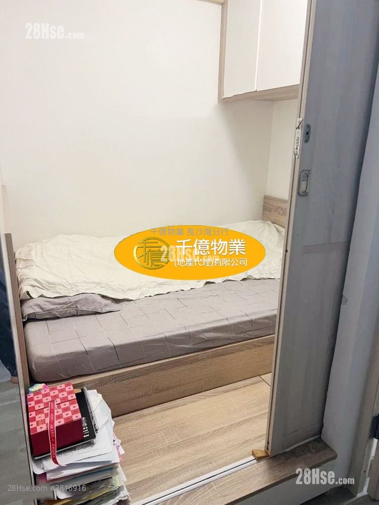 Lai Tsui Court Sell 2 Bedrooms , 1 Bathroom 287 ft²