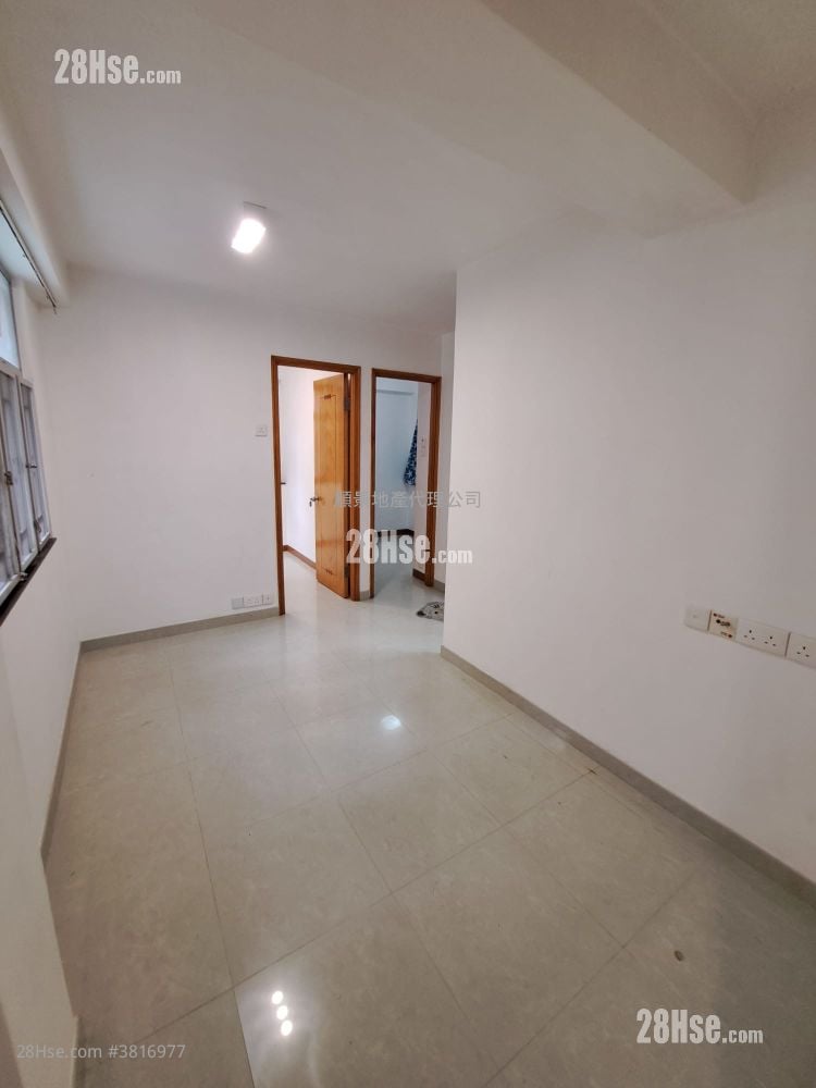 Double Mansion Rental 290 ft²