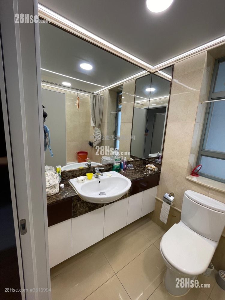 Seaview Crescent Sell 3 Bedrooms , 3 Bathrooms 845 ft²