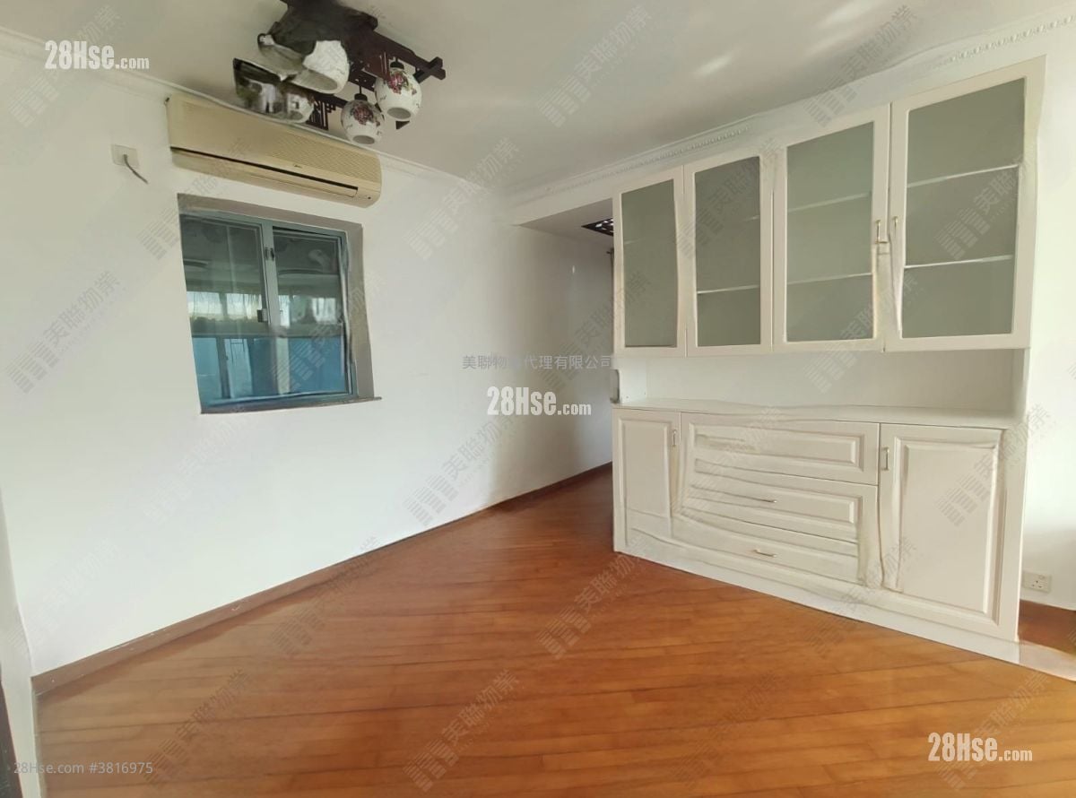 东堤湾畔 售盘 2 房 , 1 浴室 607 平方尺