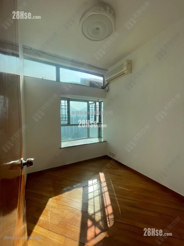 东堤湾畔 售盘 2 房 , 1 浴室 607 平方尺