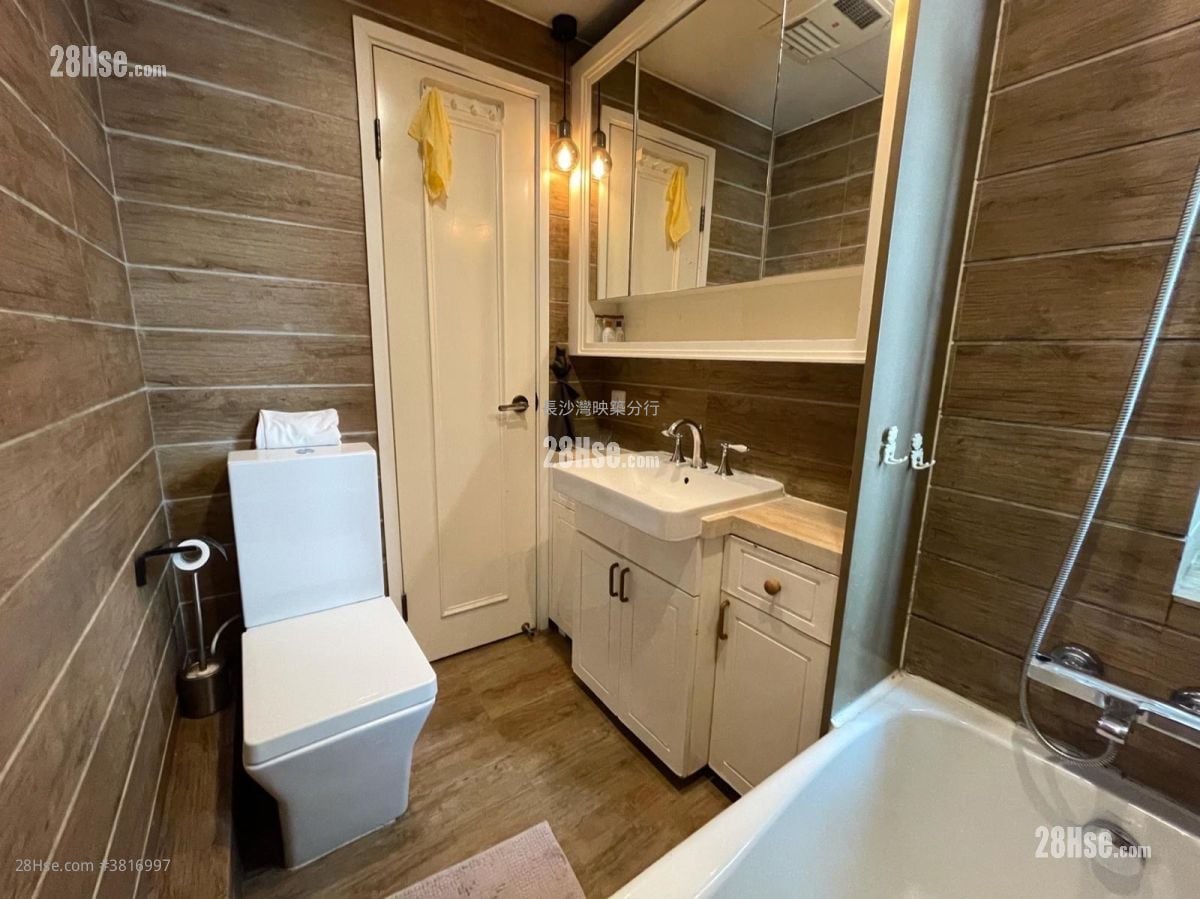 Flourish Mansion Sell 1 Bedroom 427 ft²