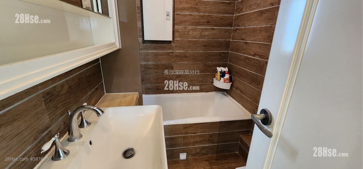 Flourish Mansion Sell 1 Bedroom 427 ft²