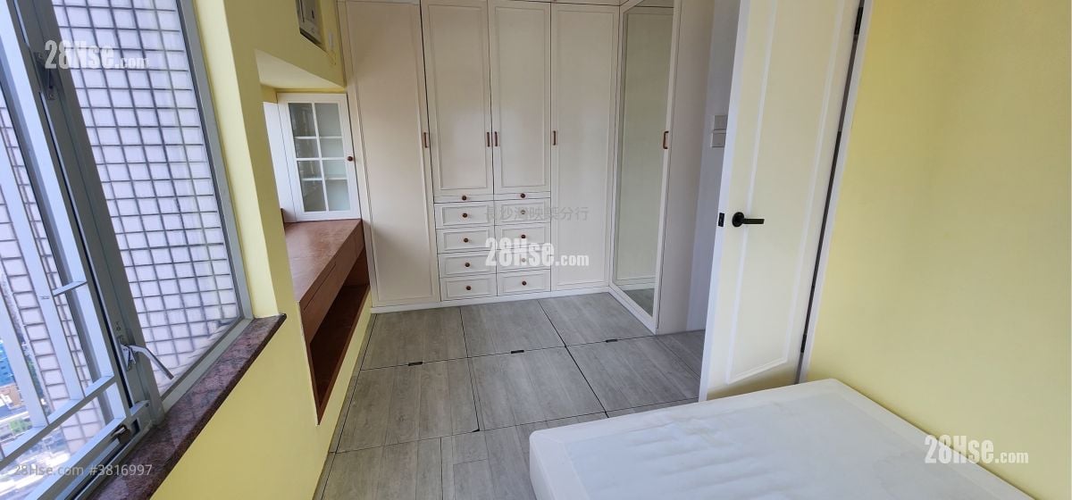 Flourish Mansion Sell 1 Bedroom 427 ft²