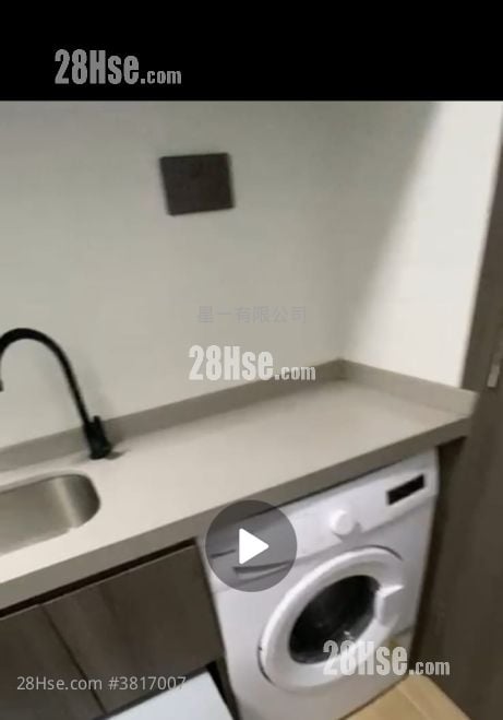 Pak Fuk Building Rental Studio , 1 Bathroom 120 ft²