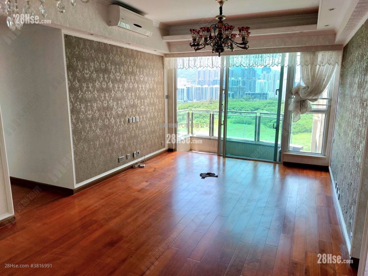 Hemera Rental 3 Bedrooms , 3 Bathrooms 941 ft²