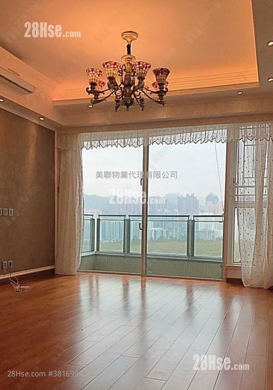 Hemera Rental 3 Bedrooms , 3 Bathrooms 941 ft²