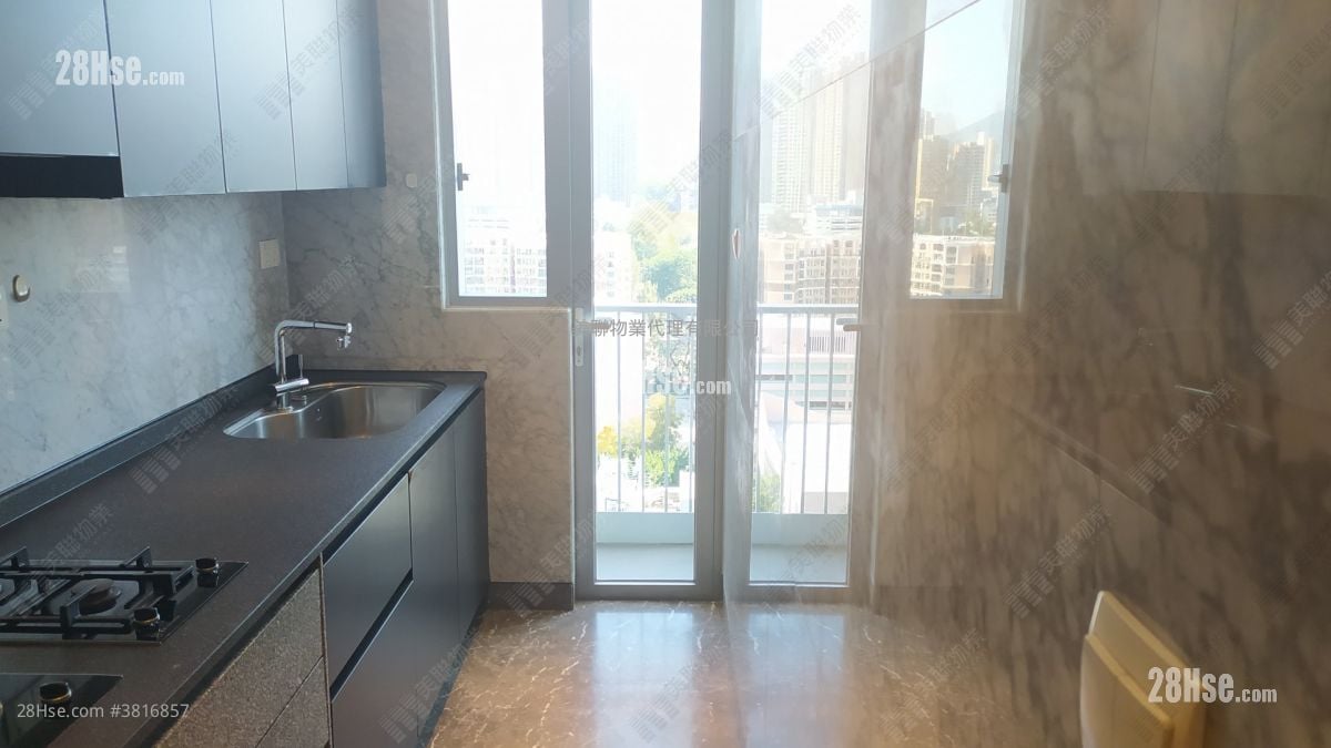 隽珑 售盘 2 房 944 平方尺