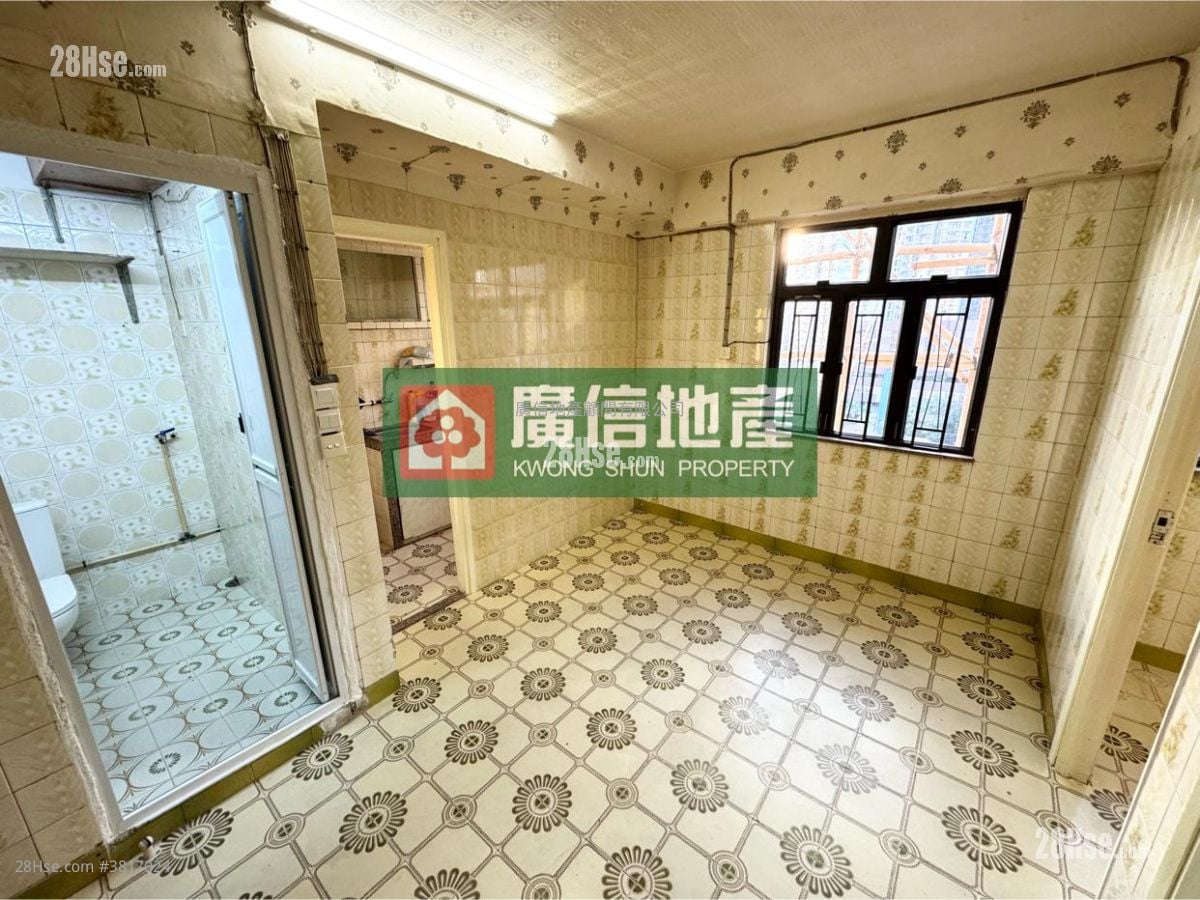 广荣大厦 租盘 2 房 , 1 浴室 288 平方尺