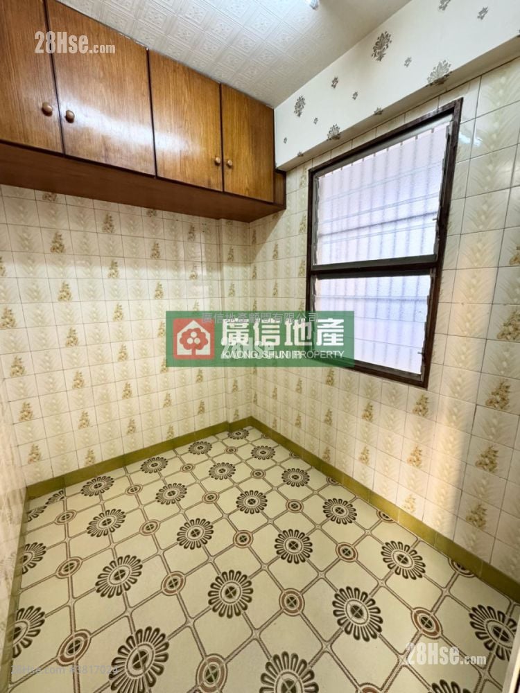 广荣大厦 租盘 2 房 , 1 浴室 288 平方尺