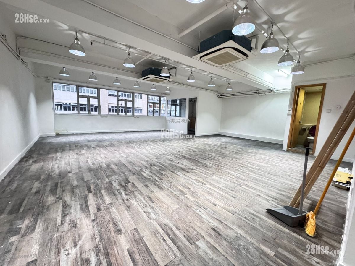 榮盛工業大廈 租盤