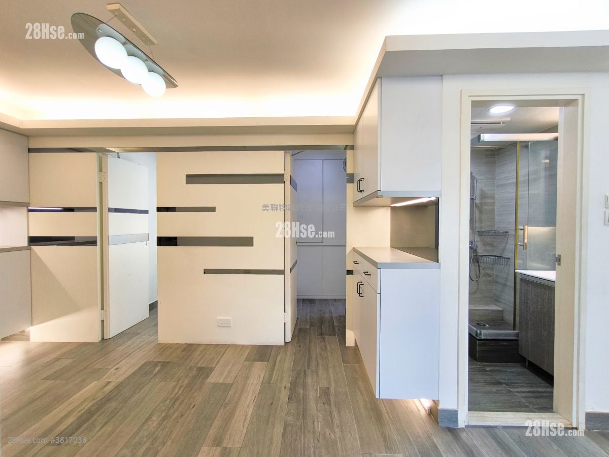 美孚新邨 售盘 3 房 , 2 浴室 705 平方尺