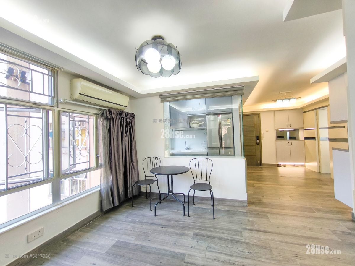 美孚新邨 售盘 3 房 , 2 浴室 705 平方尺