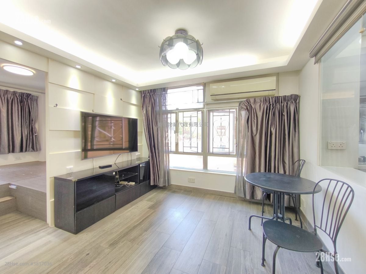 美孚新邨 售盘 3 房 , 2 浴室 705 平方尺