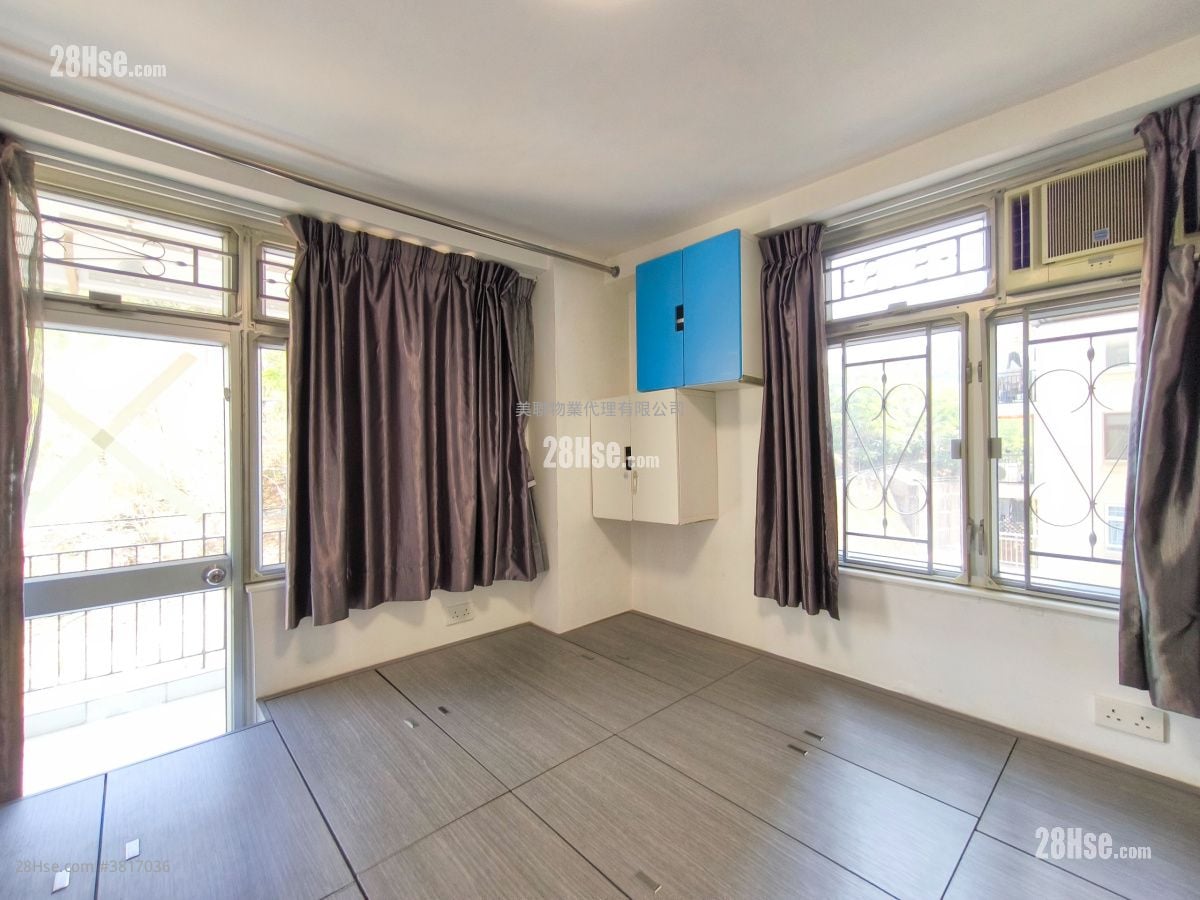 美孚新邨 售盘 3 房 , 2 浴室 705 平方尺