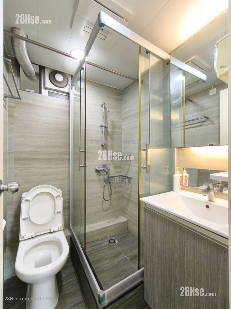 美孚新邨 售盘 3 房 , 2 浴室 705 平方尺