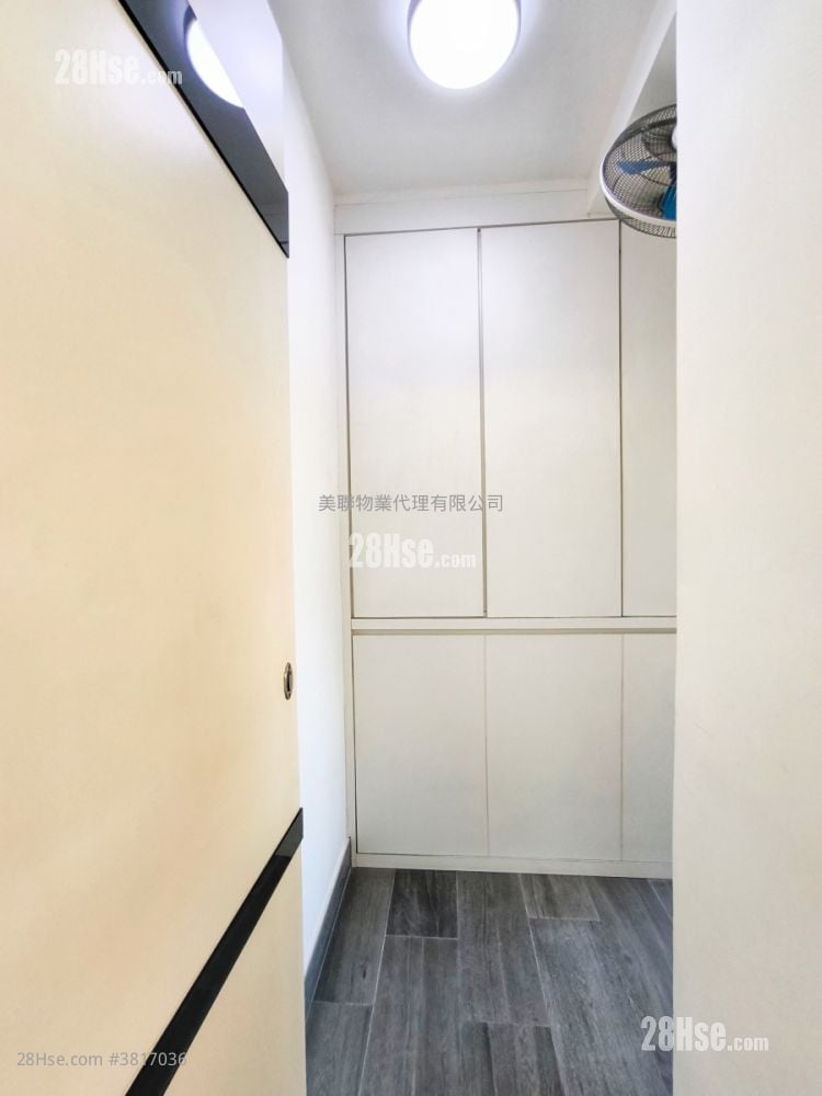 美孚新邨 售盘 3 房 , 2 浴室 705 平方尺