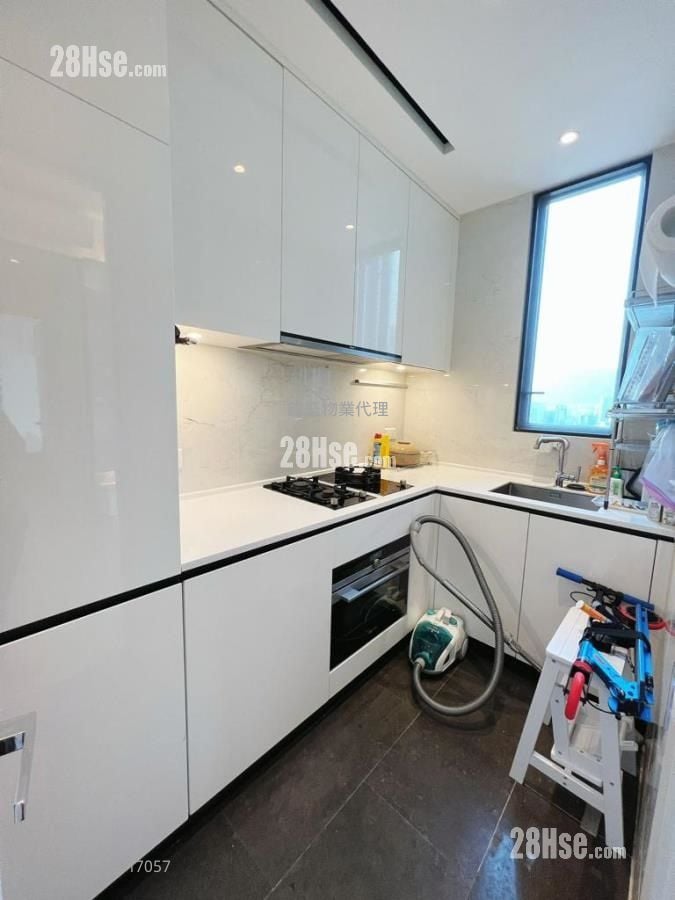 Oasis Kai Tak Sell 2 Bedrooms , 1 Bathroom 557 ft²