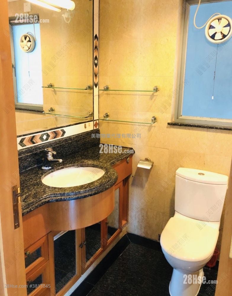 Ocean Shores Sell 2 Bedrooms 511 ft²