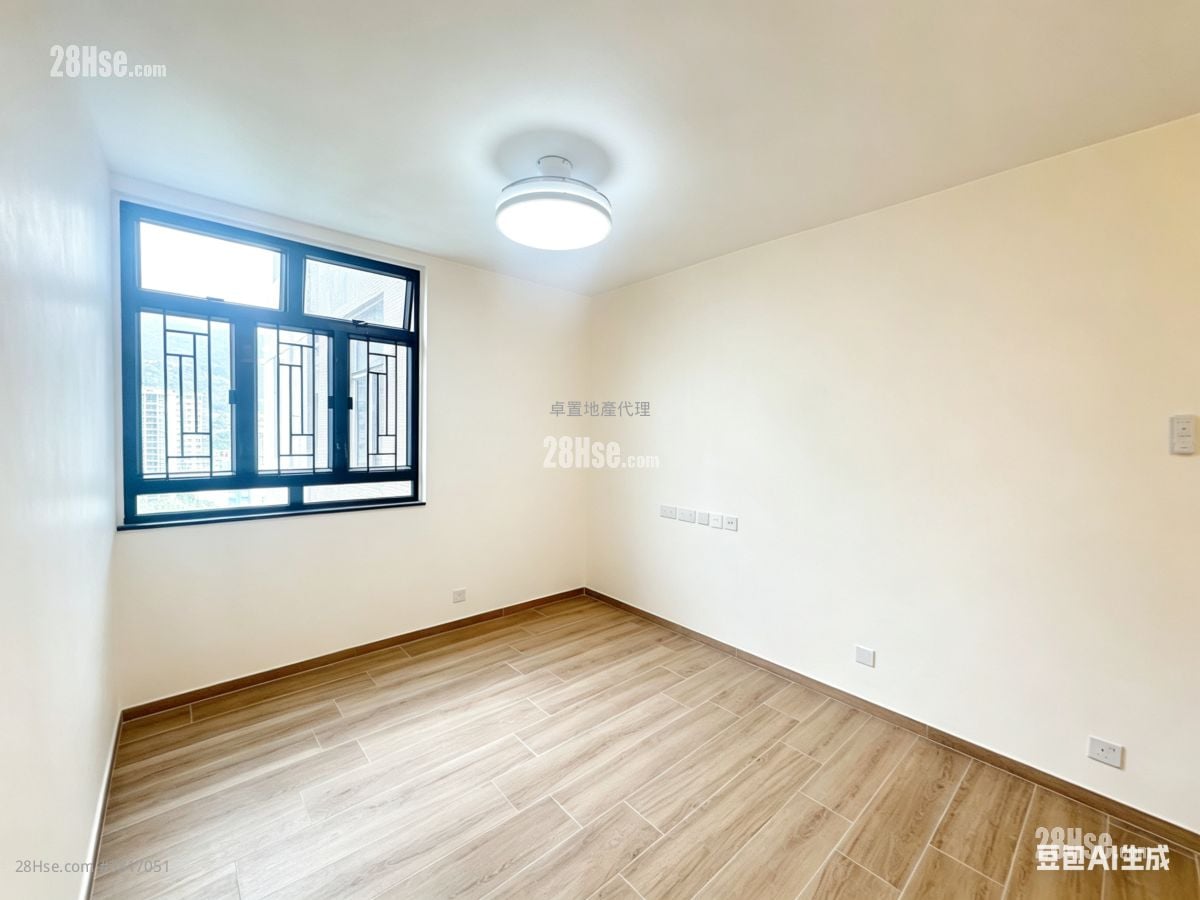 Luk Yeung Sun Chuen Rental 2 Bedrooms , 1 Bathroom 445 ft²