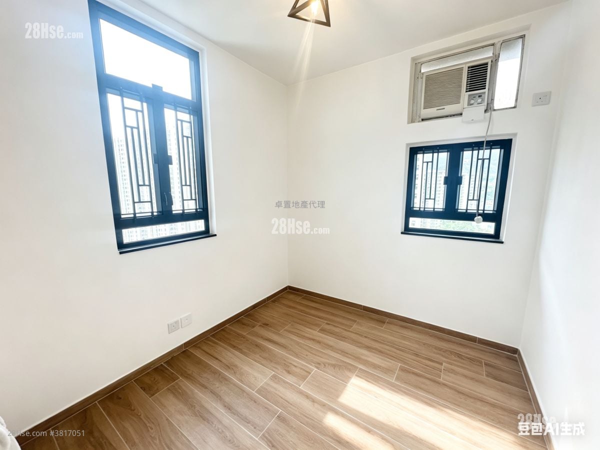 Luk Yeung Sun Chuen Rental 2 Bedrooms , 1 Bathroom 445 ft²