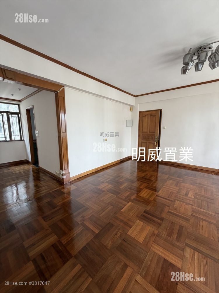 Wing Ying Mansion Sell 3 Bedrooms , 2 Bathrooms 980 ft²
