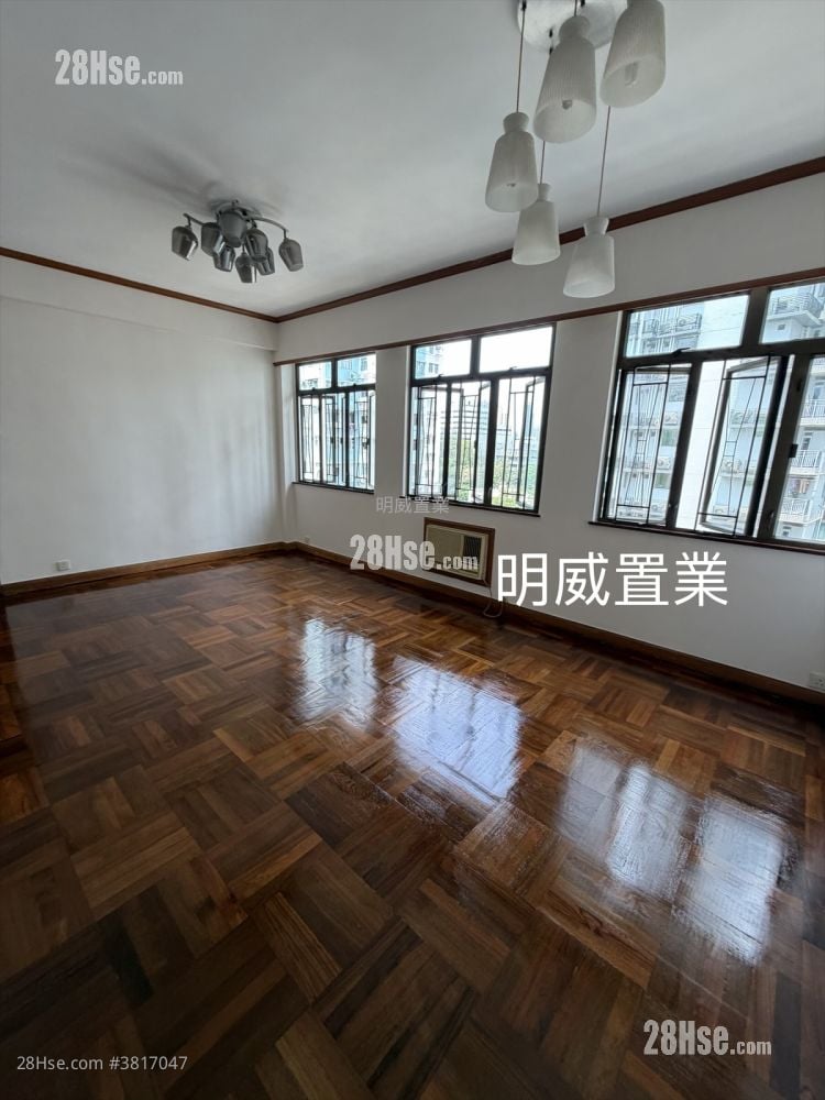 Wing Ying Mansion Sell 3 Bedrooms , 2 Bathrooms 980 ft²