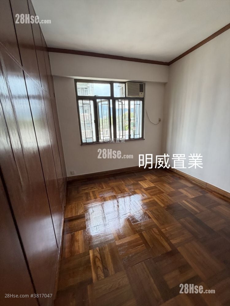 Wing Ying Mansion Sell 3 Bedrooms , 2 Bathrooms 980 ft²